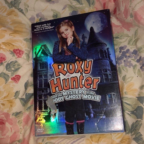 Roxy Hunter 🌟5 for $20🌟 - Picture 1 of 3